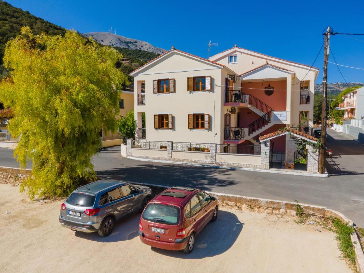Alexatos Studios & Apartments Agia Efimia Exterior foto